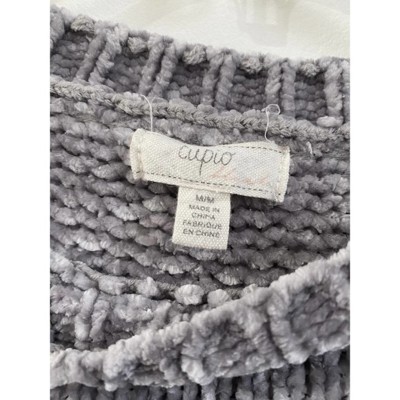 Knit Gray Sweater with Bow Details (Long Sleeve) by Cupio - Picture 3 of 5